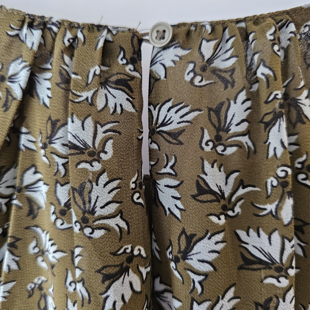 LOFT Sleeveless Floral Leaf Shell – Size XL – Olive Green, Light Blue, Black - Picture 9 of 10